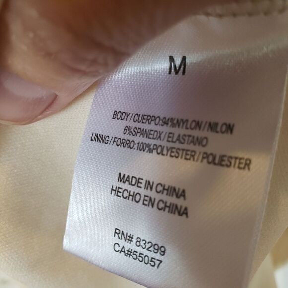 TIANA B. Lace Short-sleeve Sheath Dress Medium - Picture 7 of 9